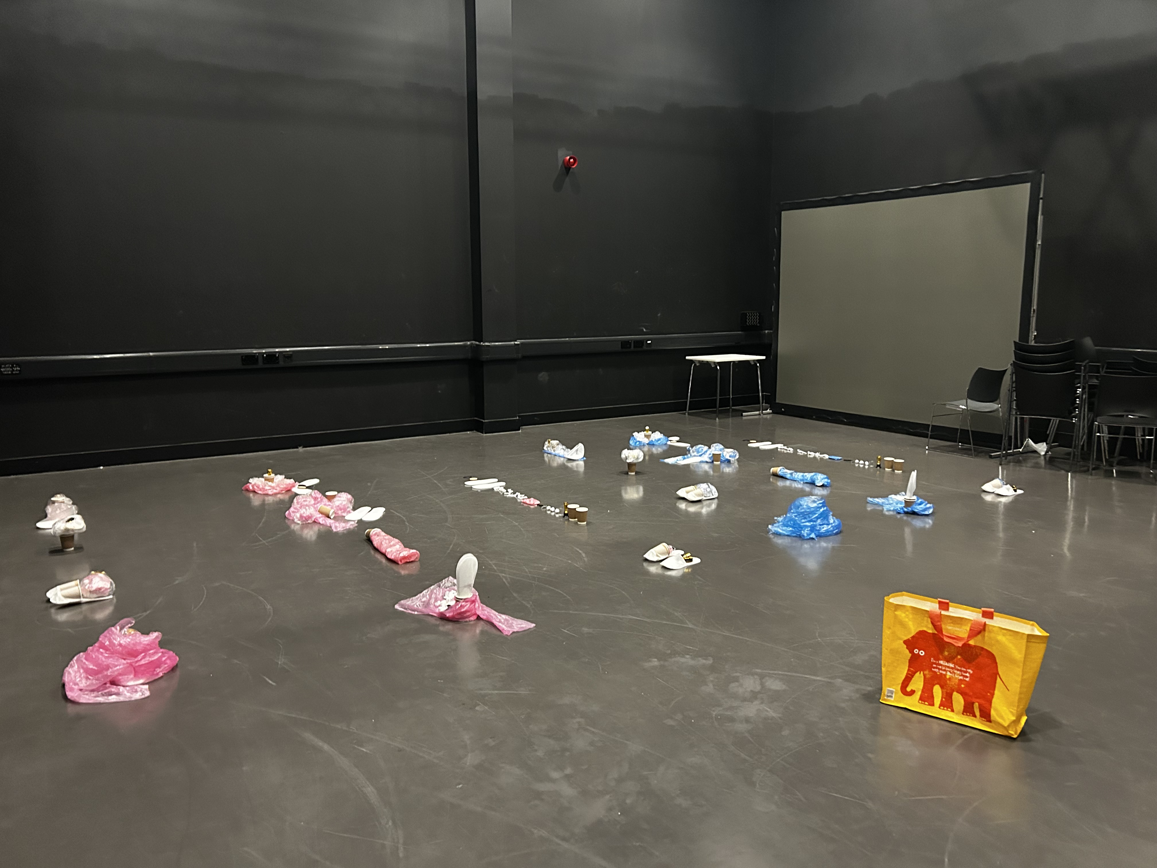 Constructing Aesthetic Objects